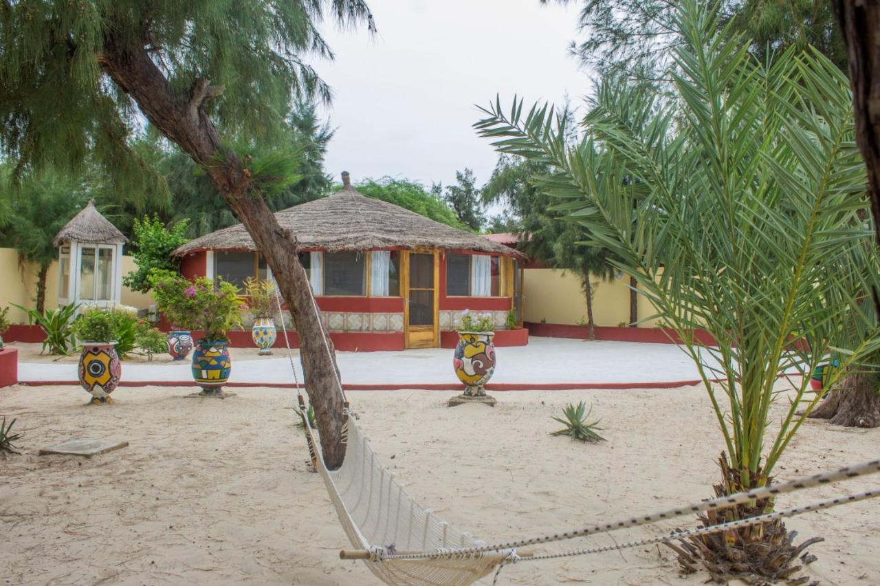 Diamarek Hotel Sur La Plage Saint Louis Exterior foto